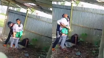 Class bunk maar khulle mai khade