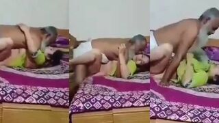 Lucky old indian man fucking enjoying hot bhabhi